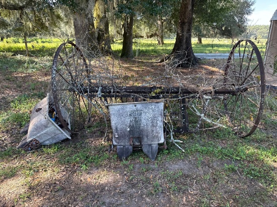 2863 - 8.5' Mile-Drawn Hay Rake