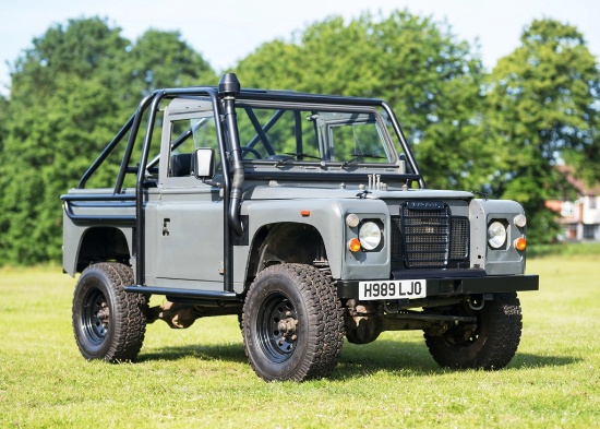 Land Rover Defender 90 - ‘The Man from U.N.C.L.E.’