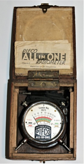A Pifco radiometer.