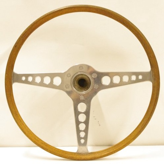 E Type steering wheel