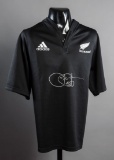 Jonah Lomu signed New Zealand All Blacks replica jersey, signed in silver m