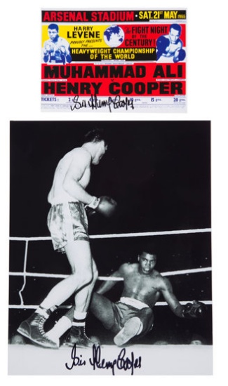 Sir Henry Cooper signed photograph and postcard, both relating to the fight