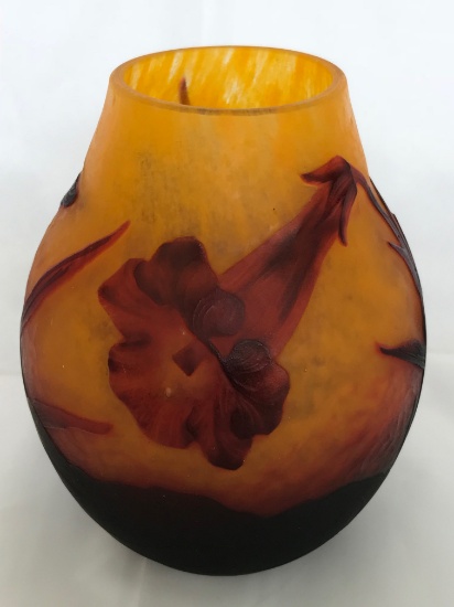 Daum Nancy miniature carved cameo vase