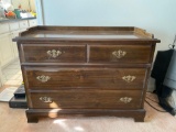 (2) 4-drawer dressers