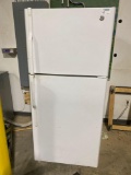 GE Adora refrigerator / freezer