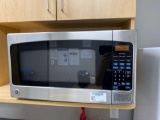 GE microwave