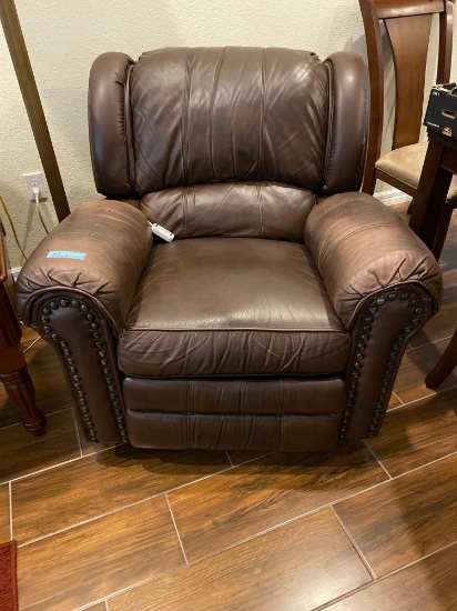 Douglas Furniture leather recliner / rocker 37" H x 3' W x 32" D