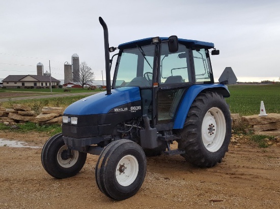 NEW HOLLAND 6635 TRACTOR