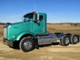 2000 KENWORTH T800 SEMI TRACTOR (TAXABLE)