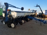 KINZE 3000 8 ROW PLANTER