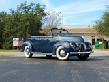 1939 Ford Deluxe Convertible Sedan