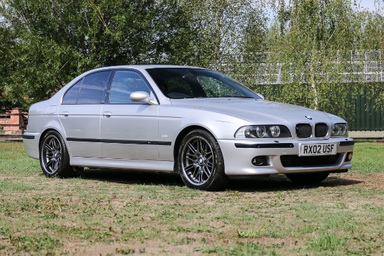 2002 BMW M5  (E39)