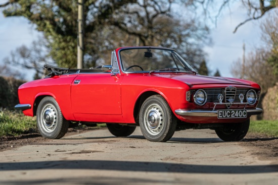 1965 Alfa Romeo Giulia Sprint GTC Cabriolet