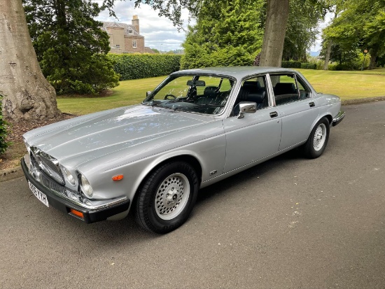 1985 Jaguar Sovereign HE 5.3-Litre V12 Auto