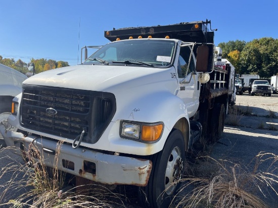 2002 Ford F750XL Super Duty, 6 Wheel Dump Truck, 10' Dump Bed, 10' Boss Plow, CAT Diesel Motor, 7