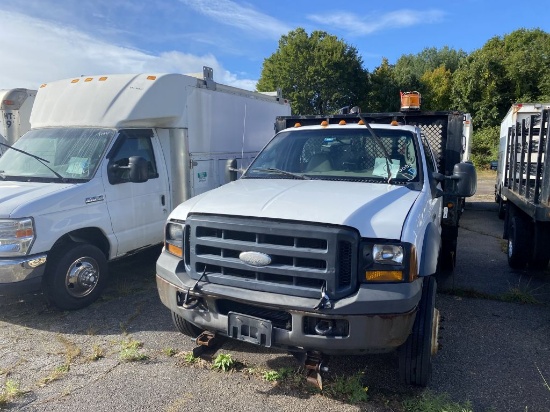 2007 Ford F450 XL Super Duty Pickup Truck, 10' Bed, Power Stroke Diesel, 4x4, Aluminum Liftgate,