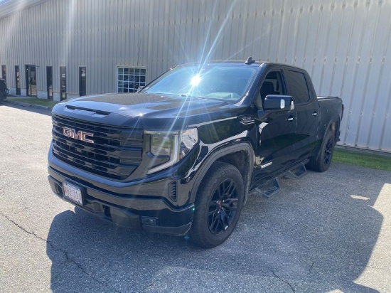 2022 GMC 1500CR Elevation pickup VIN: 3GTUU CEDXNG550795 X3L Off Road Package 5.3L V8 Gas Automatic