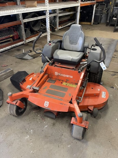 Husqvarna #MZ61 Zero Turn Ride On Mower Briggs & Stratton, 27Hp Gas Engine Hours: 605