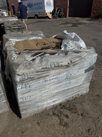 (Lot) Asst. Ledge Stone Veneer on 1 Pallet