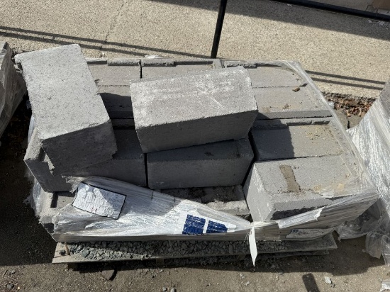 Belgard Alan Block 8"" Granite Grey on 5 Pallets