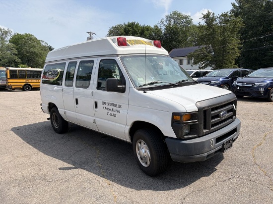 2012 Ford E-250 Passenger Van, Wheelchair Accessible, Odom: 87,546, VIN #: 1FTNE2EW8CDA21174 (BRAKES
