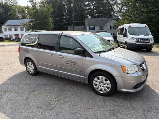 2017 Dodge Grand Caravan Mini-Van, Gas, Odom: 123,126, VIN #: 2C4RDGBG2HR645619 (Mini Van #6)