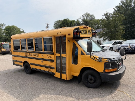 2014 GMC Savana G3500, 29 Passenger Short School Bus, Gas, Odom: 91,008, VIN#: 1GD3738GXE1137982 (