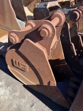 CAT 320 Excavator 24" Trenching Bucket