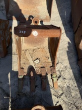 17-1/2"" 4 Tooth Digging Bucket