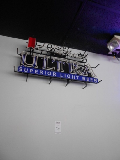 MICHELOB ULTRA NEON SIGN