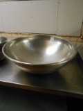 LARGE S/S MIXING BOWL