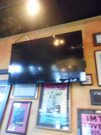 48" INSIGNIA TV W/BRACKET