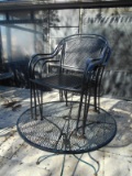 PATIO TABLE W/4 CHAIRS