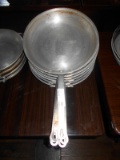 LOT OF 6 FRYING PANS