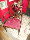 ANTIQUE CHAIR