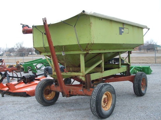 PARKER 200BU GRAVITY WAGON WITH AUGER