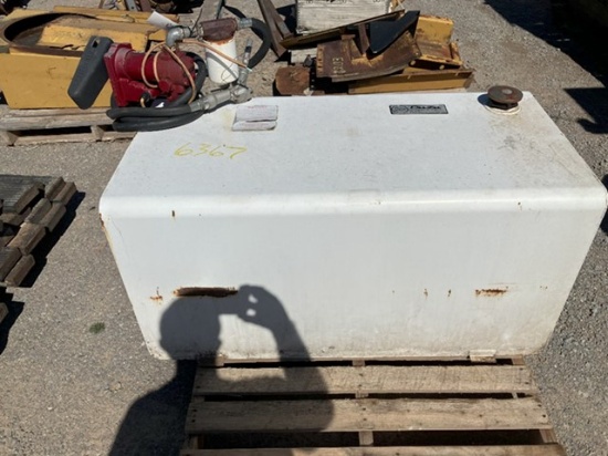 100 GAL FUEL TANK WITH PUMP