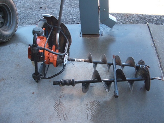STIHL POSTHOLE DIGGER WITH 2 AUGERS & EXTENSION