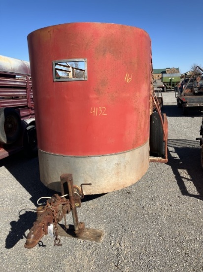 16' BUMPER PULL LIVESTOCK TRAILER