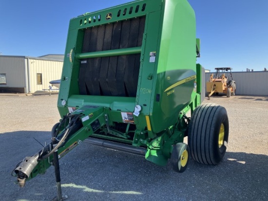 2019 JD 560M ROUND BALER