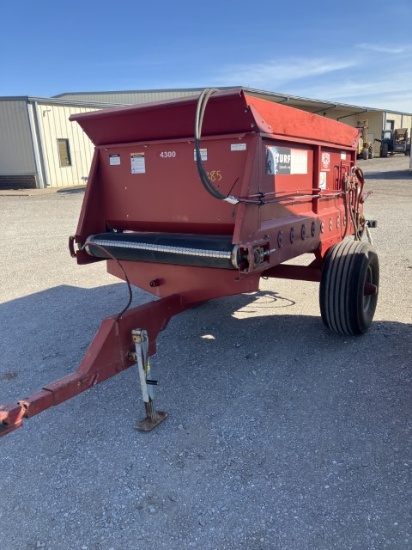 NEW MILLCREEK 4300 MANURE SPREADER
