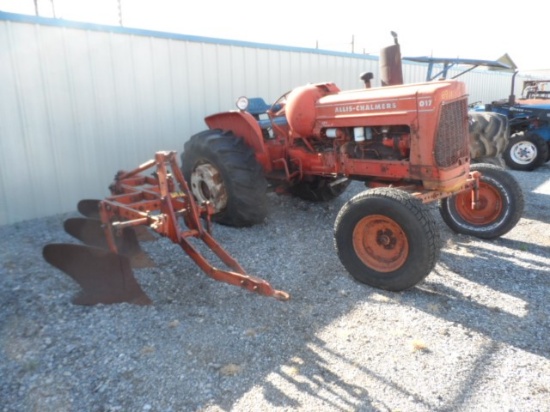 ALLIS CHALMERS D17 SERIES 3 TRACTOR