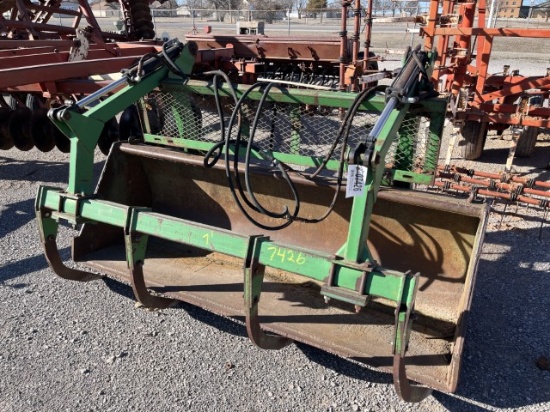 JD 7' GRAPPLE BUCKET