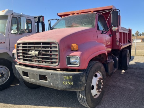 2000 CHEVROLET 7000 DUMP TRUCK