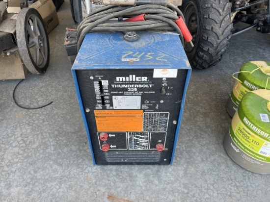 AC MILLER WELDER