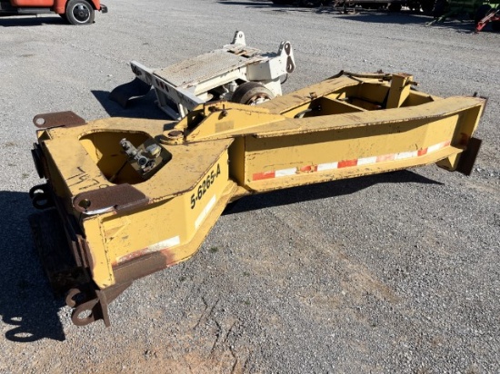 TRAILING AXLE