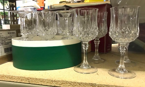 Set of 10 Crystal Wine Glasses