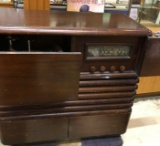 Vintage Sparton Console Radio and Phono Graphy