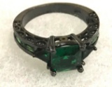 Princess Cut Green Emerald Ring Size 7