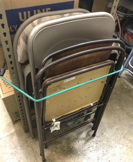 4 Folding Chairs